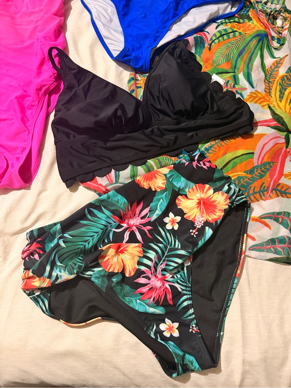 Bathing suit bundle - Picture 3 of 5